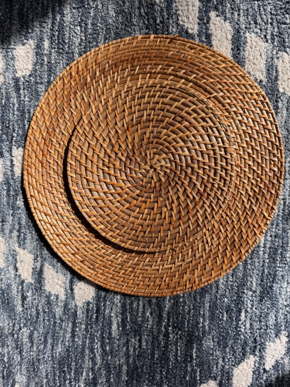 Set of 2 Woven Rattan Placemats Chargers 13.5” Boho Coastal Natural Round - Picture 6 of 12